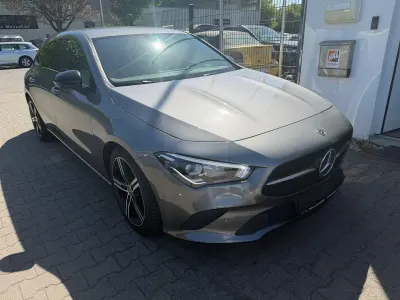 Gebraucht Mercedes CLA180 Shooting Brake 136 PS (100 kW) 2020 Grau Kombi