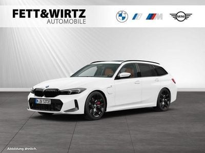 BMW 330e