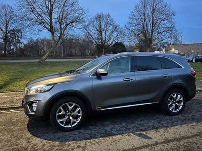 Grau Gebraucht 2017 Kia Sorento Platinum Edition SUV | 17.000 € (Guter Preis)