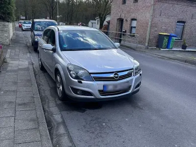 Brugt Opel Astra Sport 140 HK (102 kW) 2007 Sølv Sedan