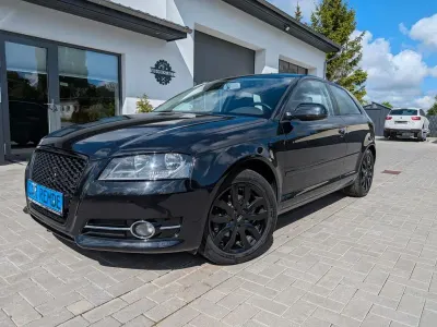 Używany Audi A3 Attraction 105 KM (77 kW) 2012 Czarny Hatchback