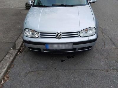 Gebraucht VW Golf IV 105 PS (77 kW) 2001 Silber Limousine