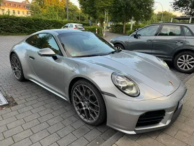 Gebraucht Porsche 911 Carrera 394 PS (289 kW) 2025 Silber Coupé