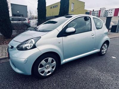Second-hand Toyota Aygo City 68 CP (50 kW) 2006 Albastru Hatchback