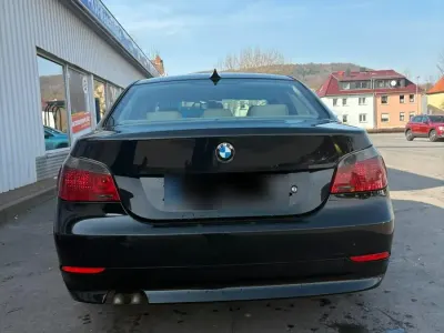 Gebraucht BMW 530 235 PS (172 kW) 2006 Schwarz Limousine