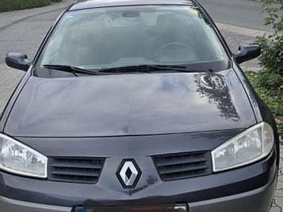 Gebraucht Renault Mégane II Expression 113 PS (83 kW) 2004 Grau Coupé