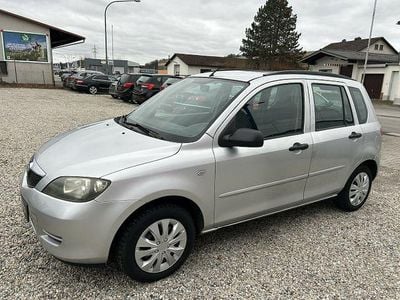 Gebraucht Mazda 2 Comfort 75 PS (55 kW) 2004 Silber Van / Kleinbus