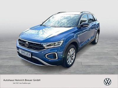 Gebraucht VW T-Roc IQ Drive 150 PS (110 kW) 2025 Blau SUV