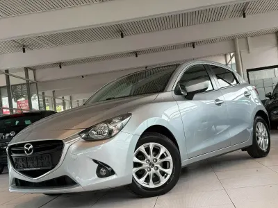 Gebraucht Mazda 2 Exclusive-Line 90 PS (66 kW) 2017 Silber Limousine
