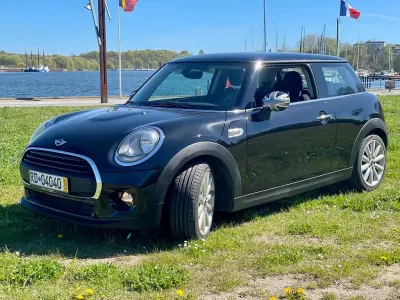 Begagnad Mini ONE 102 HK (75 kW) 2014 Svart Halvkombi