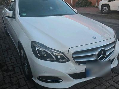 Gebraucht Mercedes E220 170 PS (125 kW) 2013 Weiß Kombi