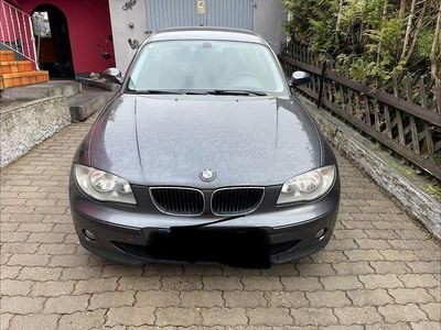Usata BMW 118 122 CV (89 kW) 2006 Grigio Utilitaria