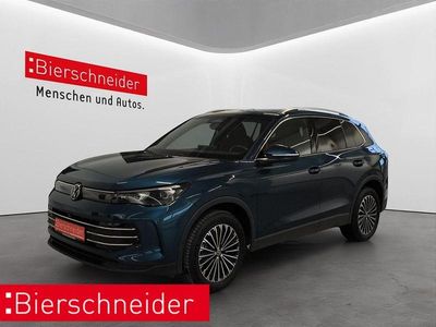 Blau Gebraucht 2025 VW Tiguan Elegance SUV | 43.950 € (Fairer Preis)