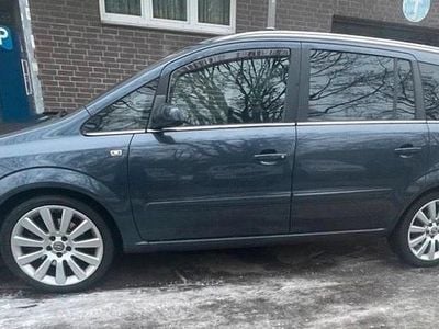 Blau Gebraucht 2007 Opel Zafira Van / Kleinbus | 2.499 € (Superpreis)
