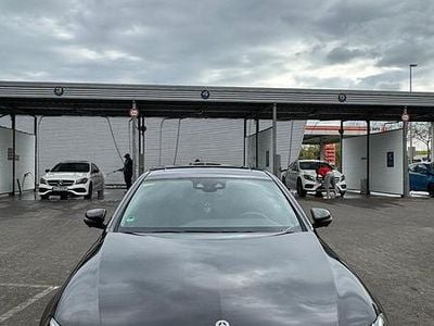 Gebraucht Mercedes E220 194 PS (142 kW) 2017 Schwarz Limousine