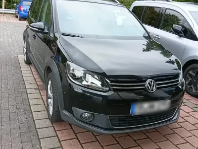 Gebraucht VW Touran 150 PS (110 kW) 2015 Schwarz Van / Kleinbus