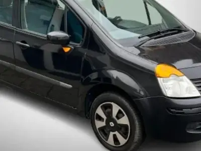 Occasion Renault Modus 75 ch (55 kW) 2005 Noir Monospace