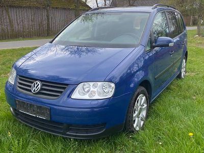 Usata VW Touran Basis 105 CV (77 kW) 2004 Nero Monovolume
