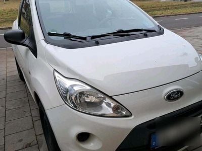 Gebraucht Ford Ka 70 PS (51 kW) 2014 Weiß Kleinwagen