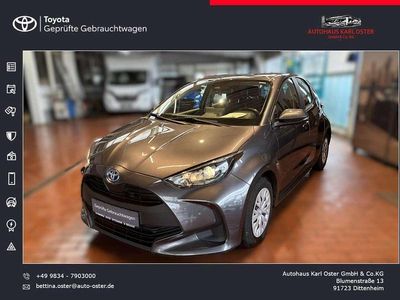 Usata Toyota Yaris Hybrid Business Edition 116 CV (85 kW) 2022 Grigio Utilitaria