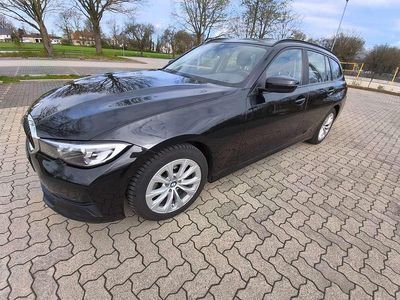Second-hand BMW 318 Advantage 150 CP (110 kW) 2022 Negru Break