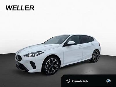 Alpinweiß uni (weiß) Neu 2025 BMW 120 Comfort Edition Kleinwagen | 38.950 € (Fairer Preis)