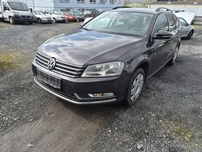 Gebraucht VW Passat Comfortline 140 PS (102 kW) 2010 Grau Kombi