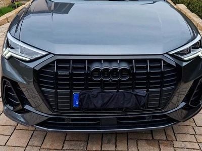 Gebraucht Audi Q3 S-Line 190 PS (139 kW) 2023 Grau SUV