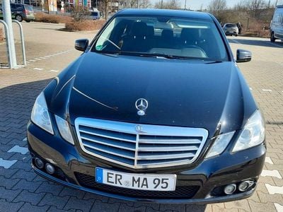 Gebraucht Mercedes E200 136 PS (100 kW) 2011 Schwarz Limousine