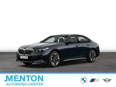 Gebraucht BMW 540 286 PS (210 kW) 2025 Schwarz Limousine