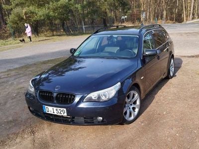 BMW 525