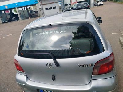 Gebraucht Toyota Yaris 68 PS (50 kW) 2002 Grün Kleinwagen