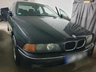 Gebraucht BMW 520 150 PS (110 kW) 2000 Schwarz Limousine