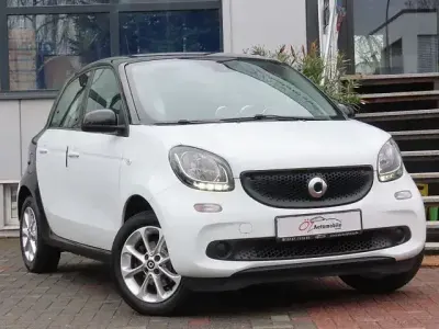 Gebraucht Smart ForFour Passion 71 PS (52 kW) 2015 Weiß Kleinwagen