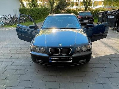 Usata BMW 316 Basis 115 CV (84 kW) 2001 Blu Coupé