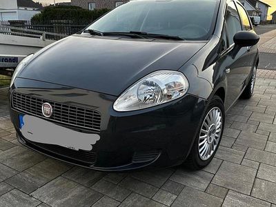 Gebraucht Fiat Punto 77 PS (56 kW) 2009 Grau Kleinwagen