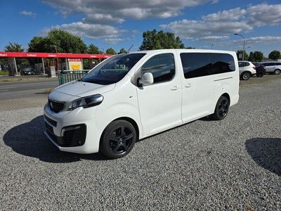 Peugeot Traveller