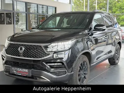 Gebraucht SsangYong Rexton Sapphire 181 PS (133 kW) 2019 Schwarz SUV
