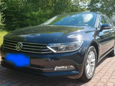 Gebraucht VW Passat Comfortline 150 PS (110 kW) 2018 Schwarz Kombi
