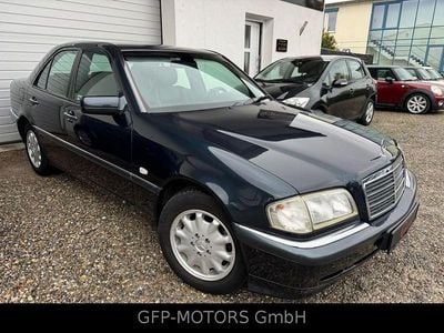 Blau Gebraucht 1999 Mercedes C200 Elegance Limousine | 6.500 € (Teuer)