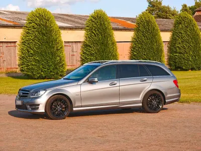 Gebraucht Mercedes C220 170 PS (125 kW) 2014 Grau Kombi