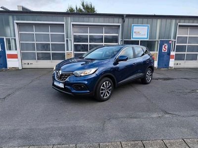 Blau cosmos Gebraucht 2021 Renault Kadjar Business SUV | 19.480 € (Fairer Preis)