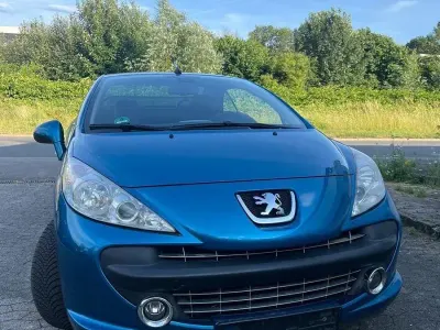 Gebraucht Peugeot 207 CC 150 PS (110 kW) 2007 Blau Cabrio