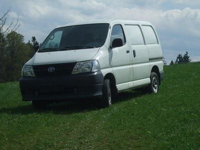 Usado Toyota HiAce 117 CV (86 kW) 2007 Blanco Monovolumen