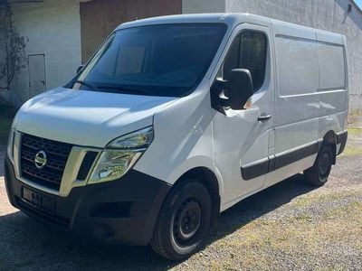 Nissan NV400