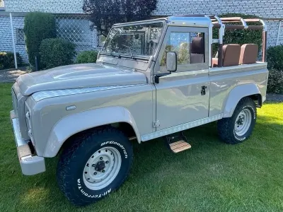 Gebraucht Land Rover Defender 113 PS (83 kW) 1998 Beige Kombi