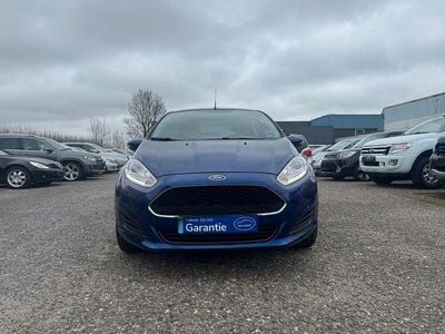 Gebraucht Ford Fiesta Trend 101 PS (74 kW) 2016 Blau Limousine