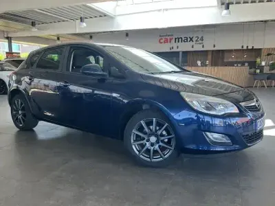Gebraucht Opel Astra Design Edition 140 PS (102 kW) 2012 Blau Limousine