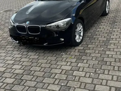 Gebraucht BMW 116 Sport Line 136 PS (100 kW) 2016 Schwarz Kleinwagen