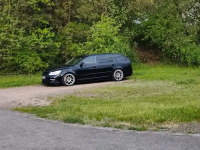 Gebraucht Skoda Octavia 140 PS (102 kW) 2012 Schwarz Kombi